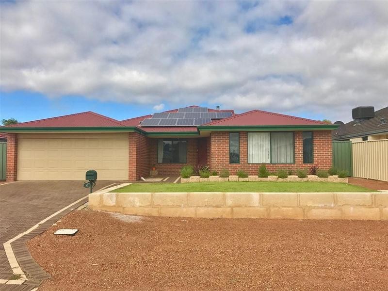 10 Hamlet Pass, Pinjarra WA 6208