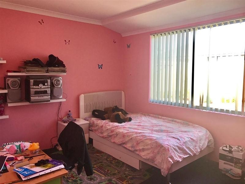 10 Hamlet Pass, Pinjarra WA 6208