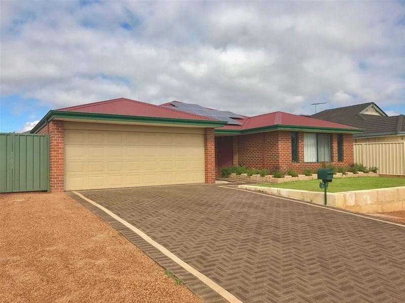 10 Hamlet Pass, Pinjarra WA 6208