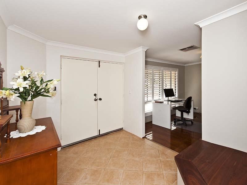 49 Country Road, Pinjarra WA 6208