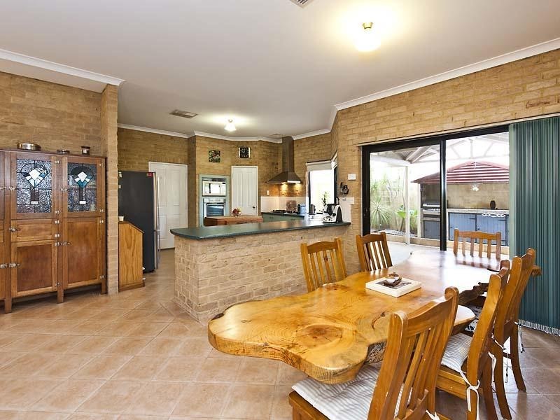 49 Country Road, Pinjarra WA 6208