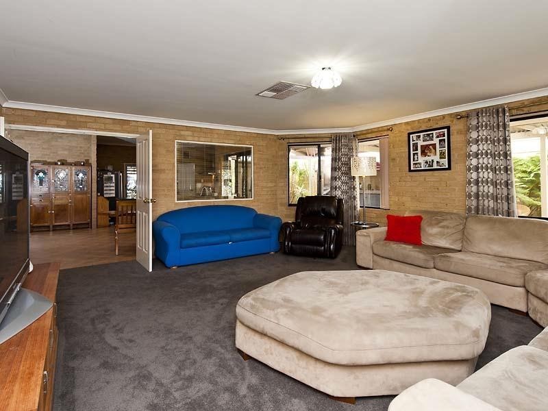 49 Country Road, Pinjarra WA 6208