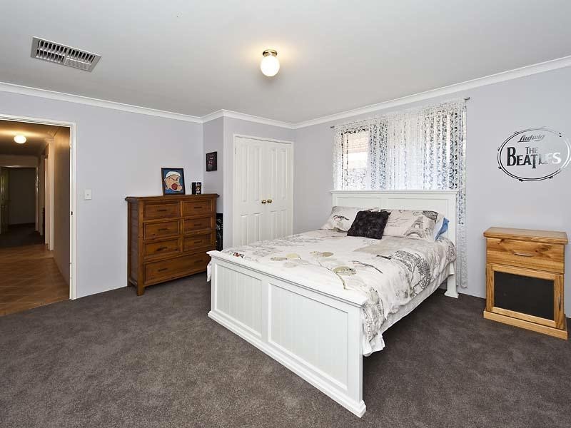 49 Country Road, Pinjarra WA 6208