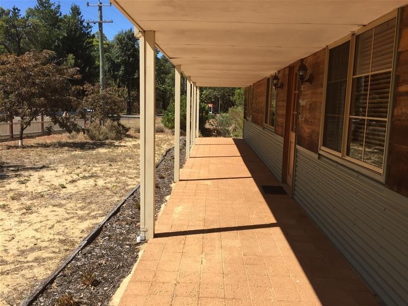 3 Grevillea Road, Dwellingup WA 6213