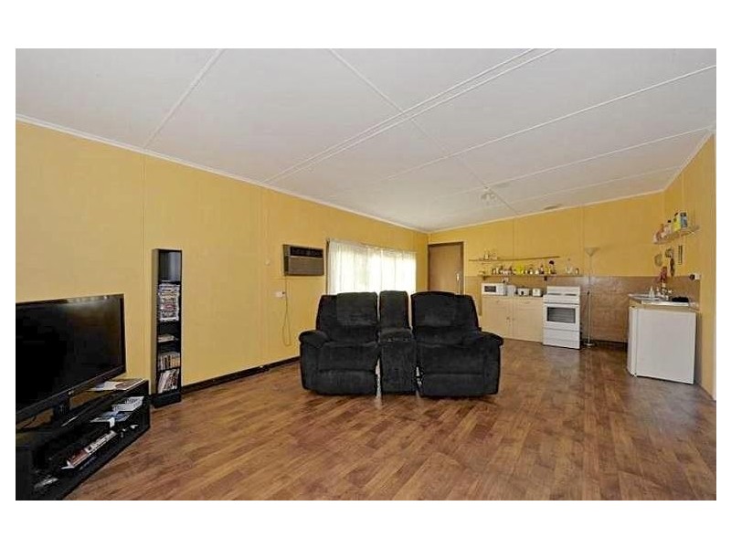 39 Shayne Street, Halls Head WA 6210