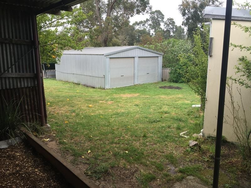 8 Church Street, Dwellingup WA 6213