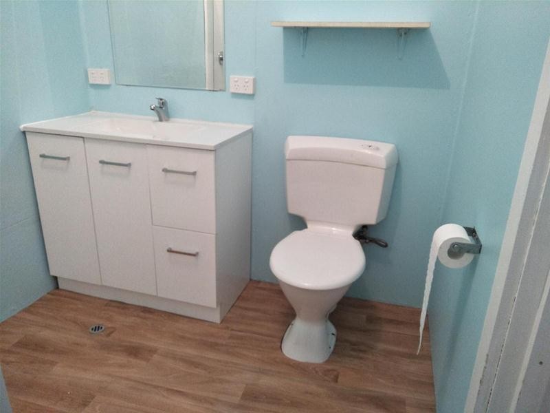 8 Church Street, Dwellingup WA 6213