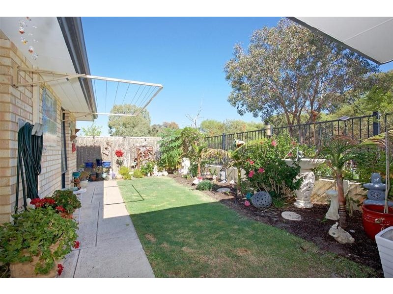 32 Batavia Quays, South Yunderup WA 6208