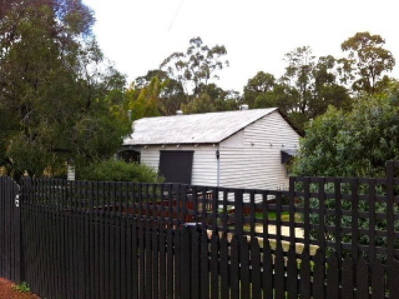 6 Marginata Cresent, Dwellingup WA 6213