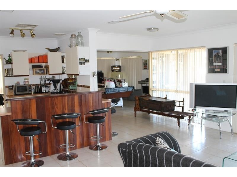 7 Wills Way, South Yunderup WA 6208