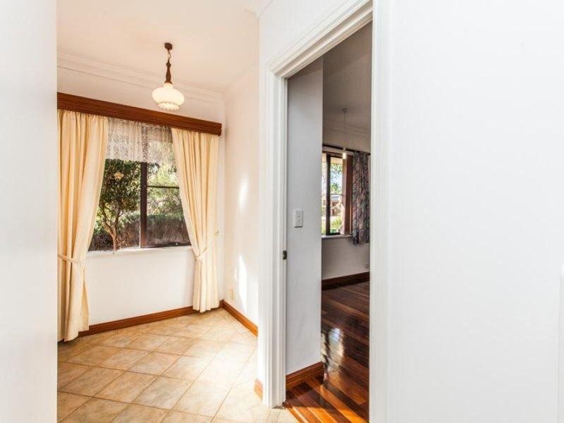 25 Sunland Avenue, South Yunderup WA 6208