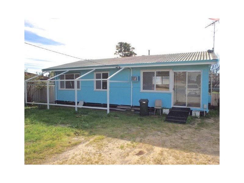 5 Teague Street, Pinjarra WA 6208