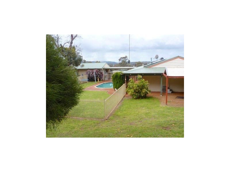 72 Greys Road, Boddington WA 6390