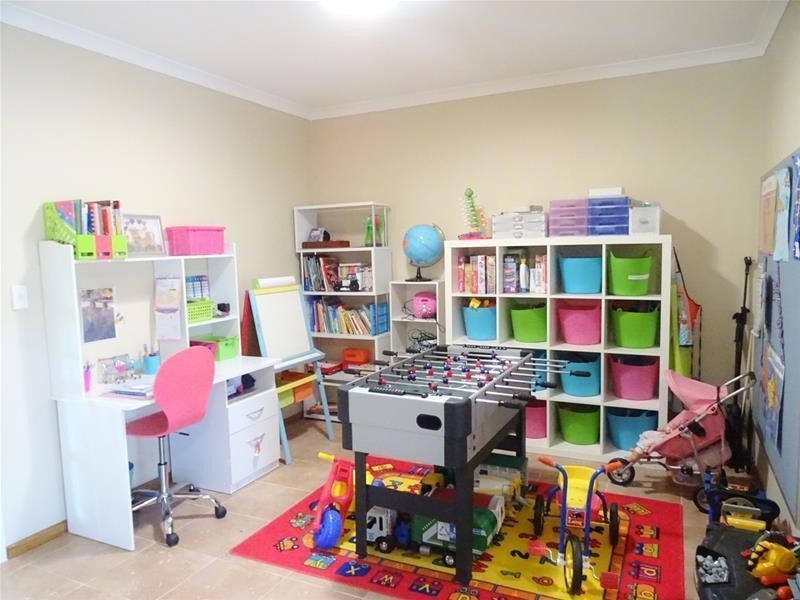 12 Hill Street, Waroona WA 6215