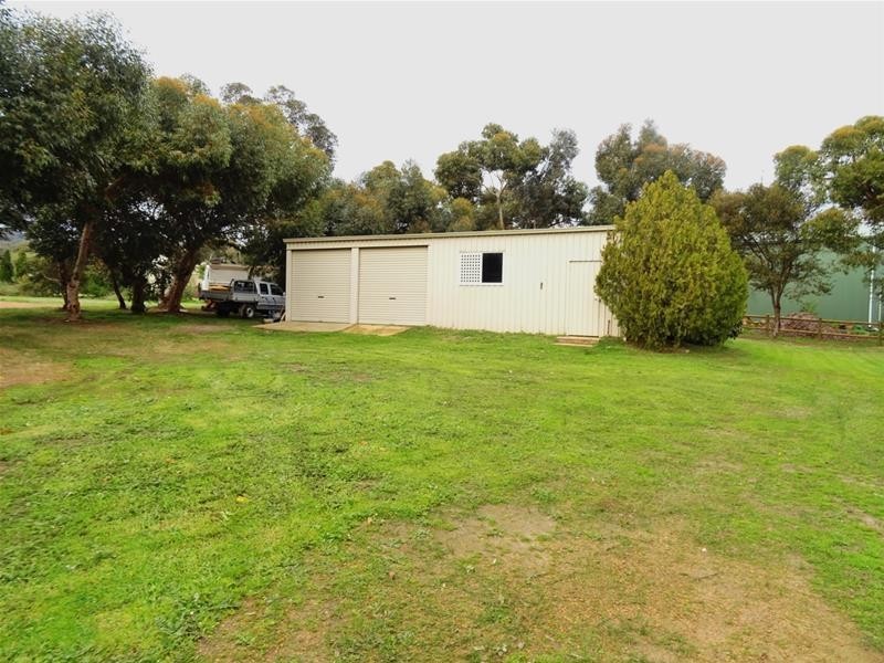 12 Hill Street, Waroona WA 6215