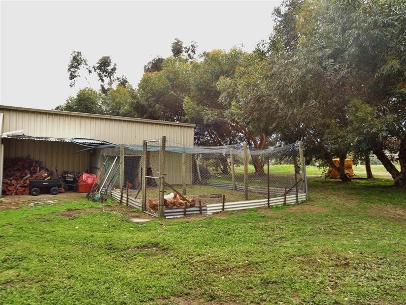 12 Hill Street, Waroona WA 6215