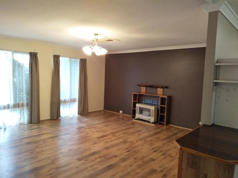 4 Grevillea Place, Pinjarra WA 6208