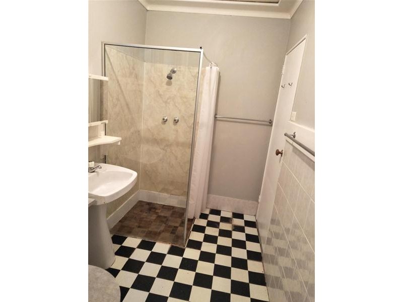 4 Grevillea Place, Pinjarra WA 6208