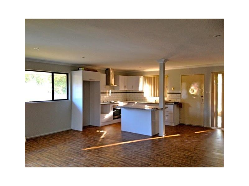 4 Elatine Place, Pinjarra WA 6208