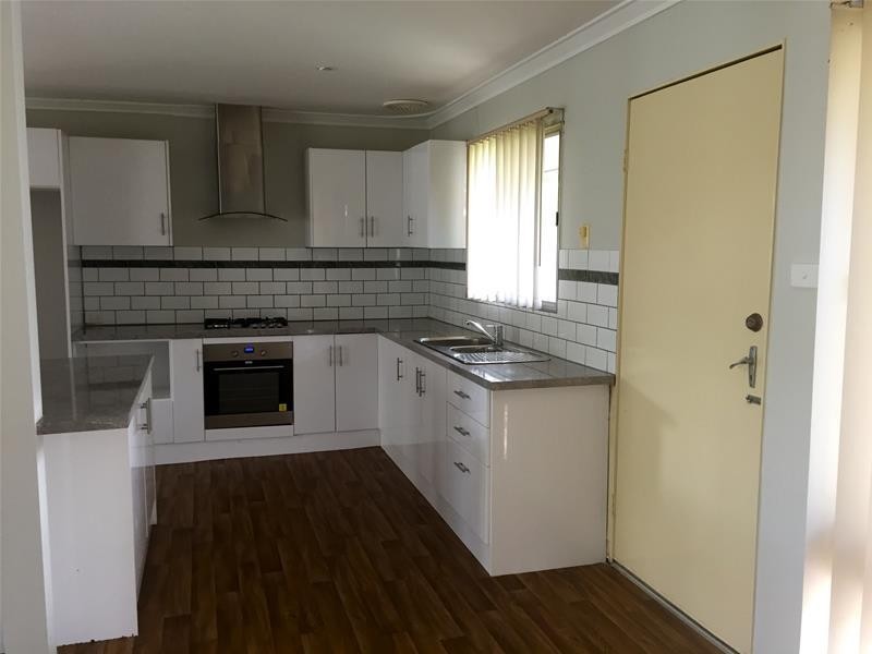 4 Elatine Place, Pinjarra WA 6208