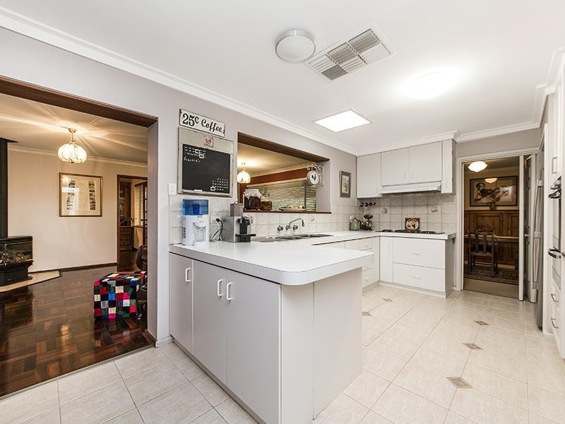 30 River Drive, Pinjarra WA 6208