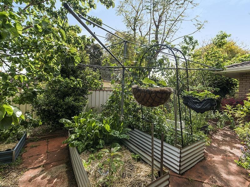 30 River Drive, Pinjarra WA 6208