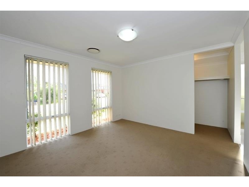 8 Bibbulmun Meander, Ravenswood WA 6208