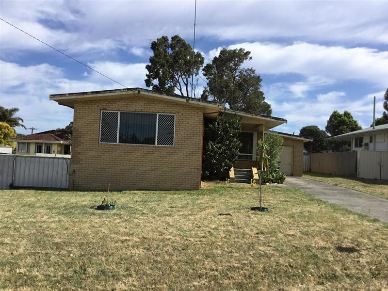 8 Fitzpatrick Place, Waroona WA 6215