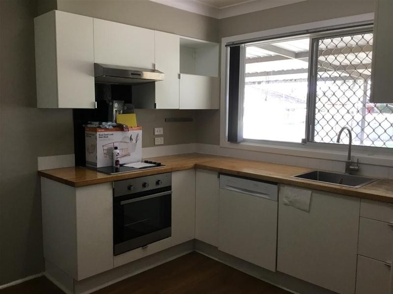 8 Fitzpatrick Place, Waroona WA 6215