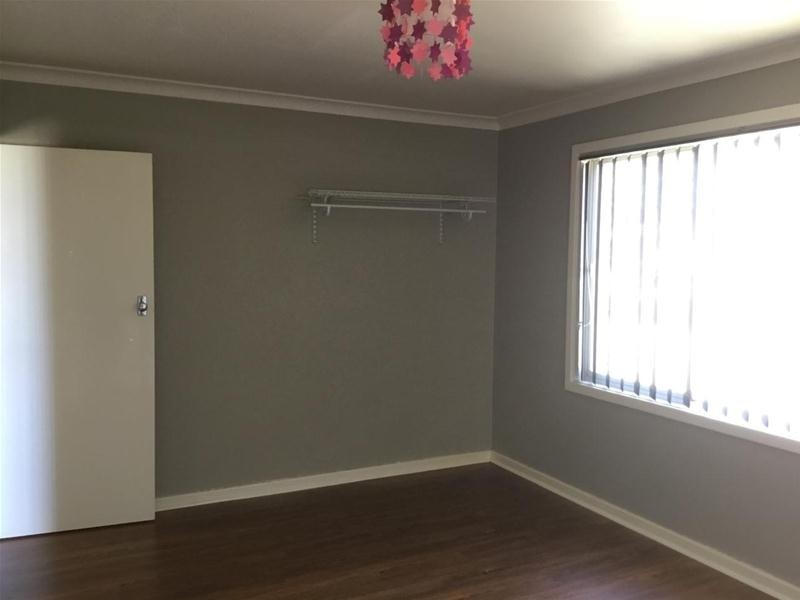 8 Fitzpatrick Place, Waroona WA 6215