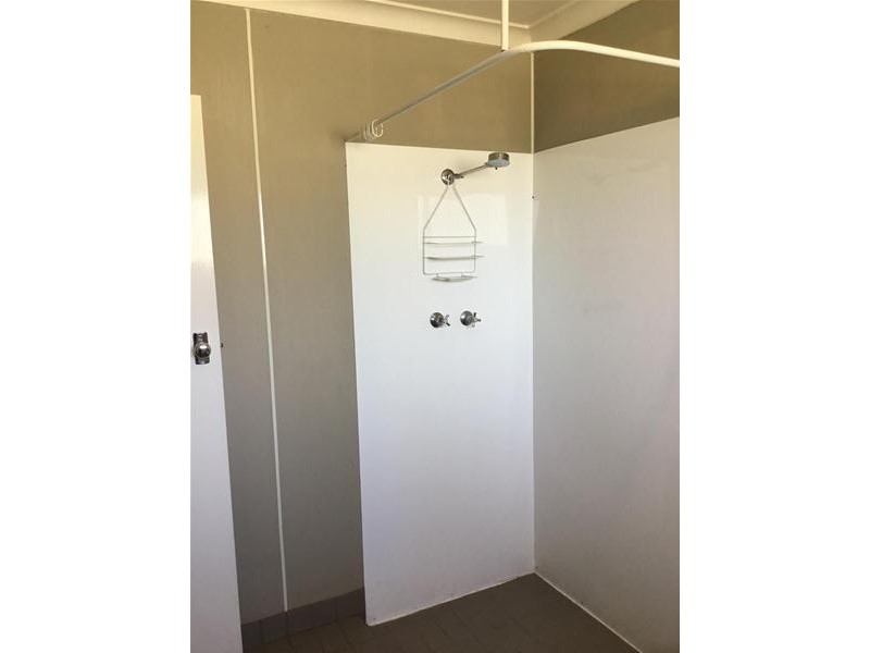 8 Fitzpatrick Place, Waroona WA 6215