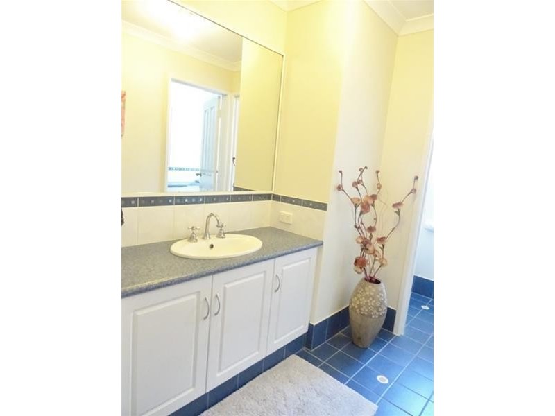 7 McKay Avenue, Waroona WA 6215