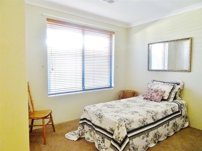 7 McKay Avenue, Waroona WA 6215