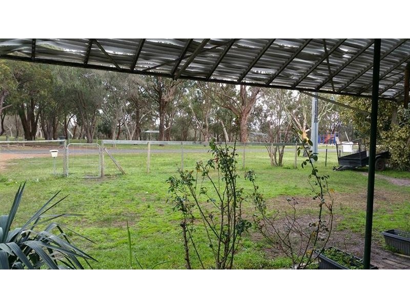 2 Ravenswood Road, Ravenswood WA 6208