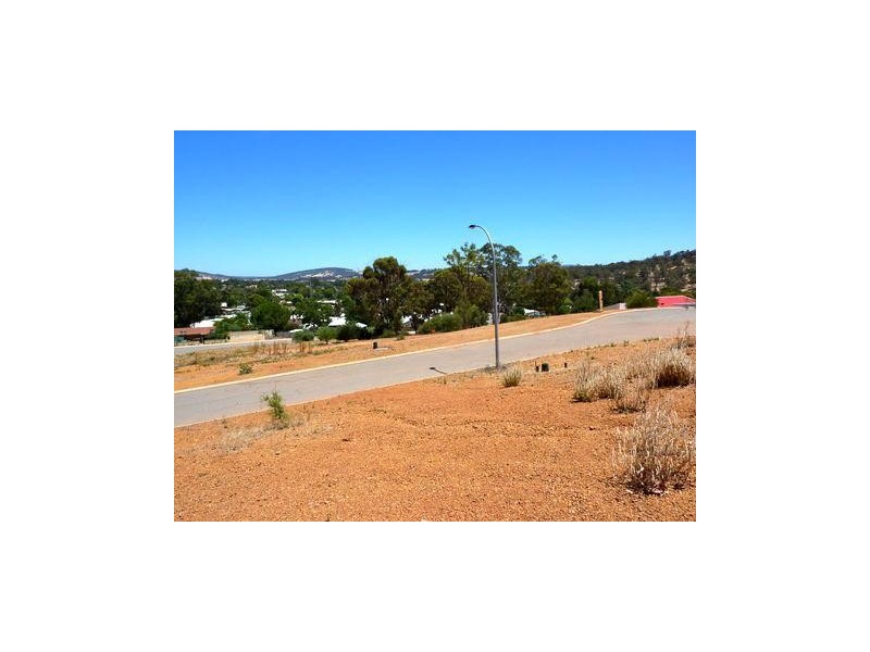 28 Sandalwood Place, Boddington WA 6390