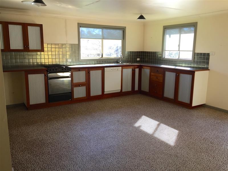 10 Church Street, Dwellingup WA 6213