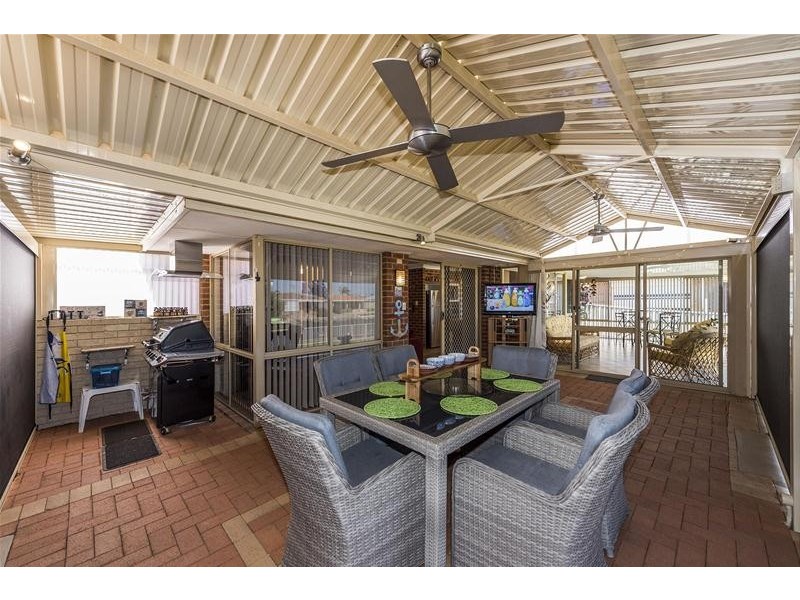 33 Allambi Way, South Yunderup WA 6208