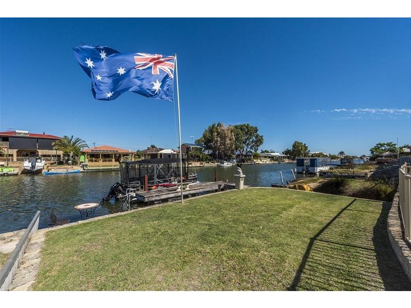 33 Allambi Way, South Yunderup WA 6208