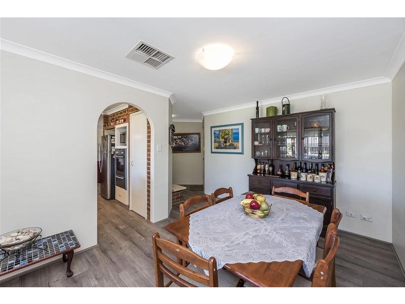 33 Allambi Way, South Yunderup WA 6208