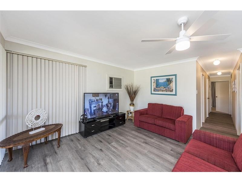 33 Allambi Way, South Yunderup WA 6208