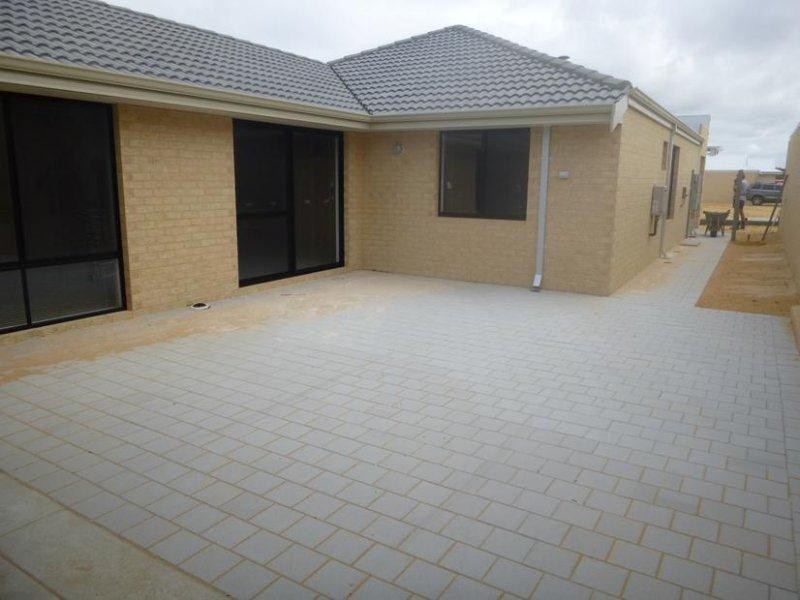 52 Weewar Circuit, South Yunderup WA 6208