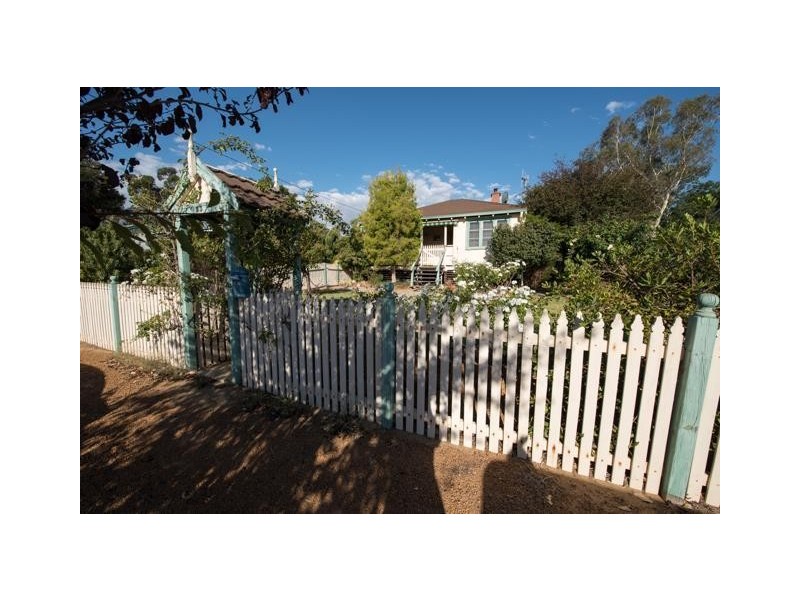 33 Hotham Avenue, Boddington WA 6390