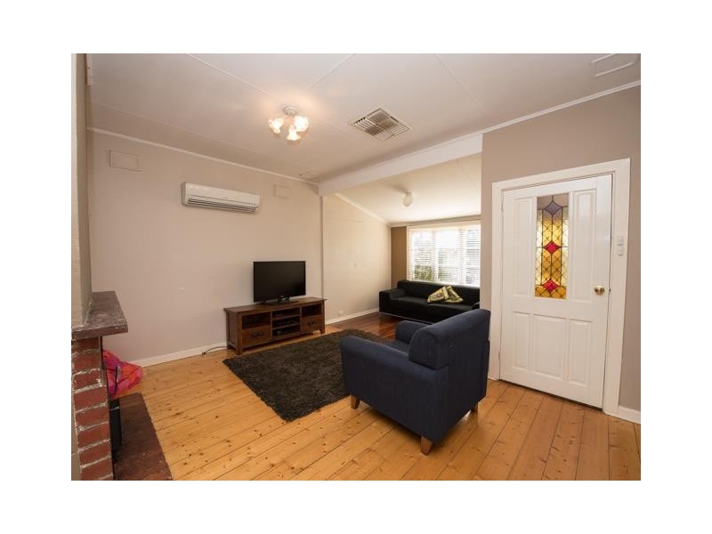 33 Hotham Avenue, Boddington WA 6390