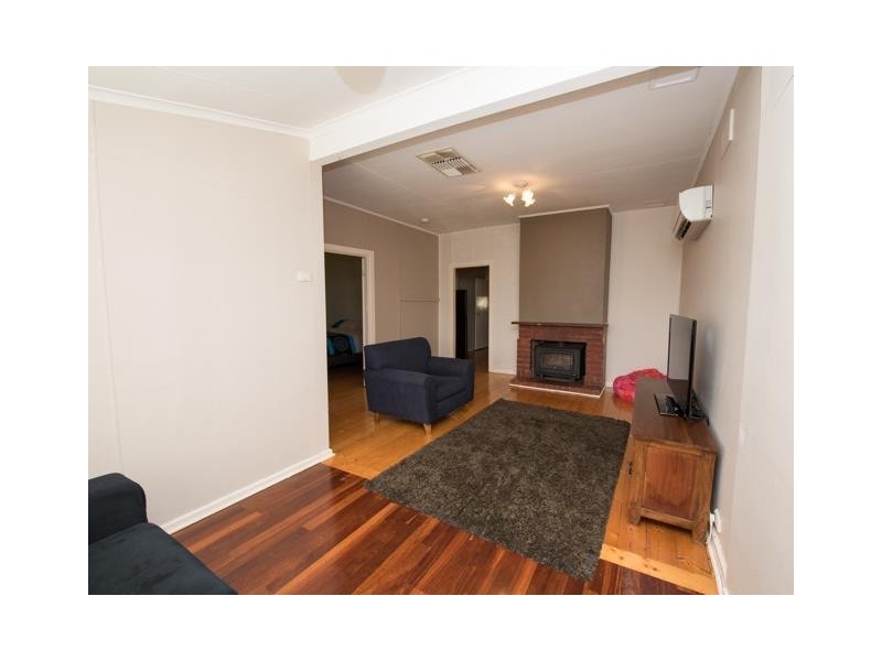 33 Hotham Avenue, Boddington WA 6390