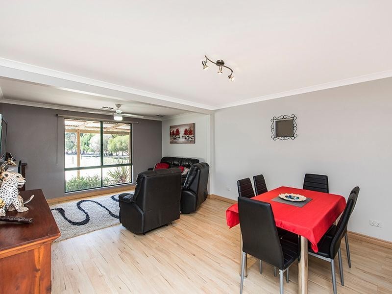 231 Birch Drive, Birchmont WA 6214