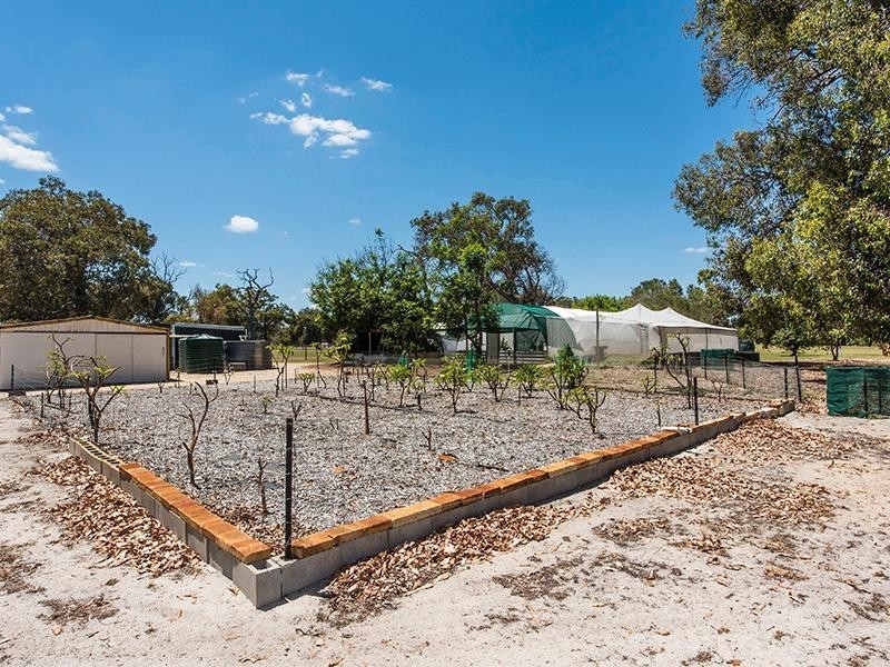 231 Birch Drive, Birchmont WA 6214