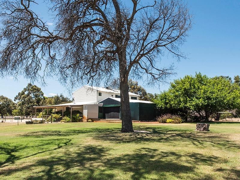 231 Birch Drive, Birchmont WA 6214