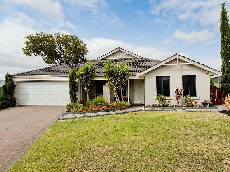 21 Woodstock Turn, Ravenswood WA 6208