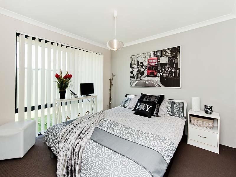 21 Woodstock Turn, Ravenswood WA 6208