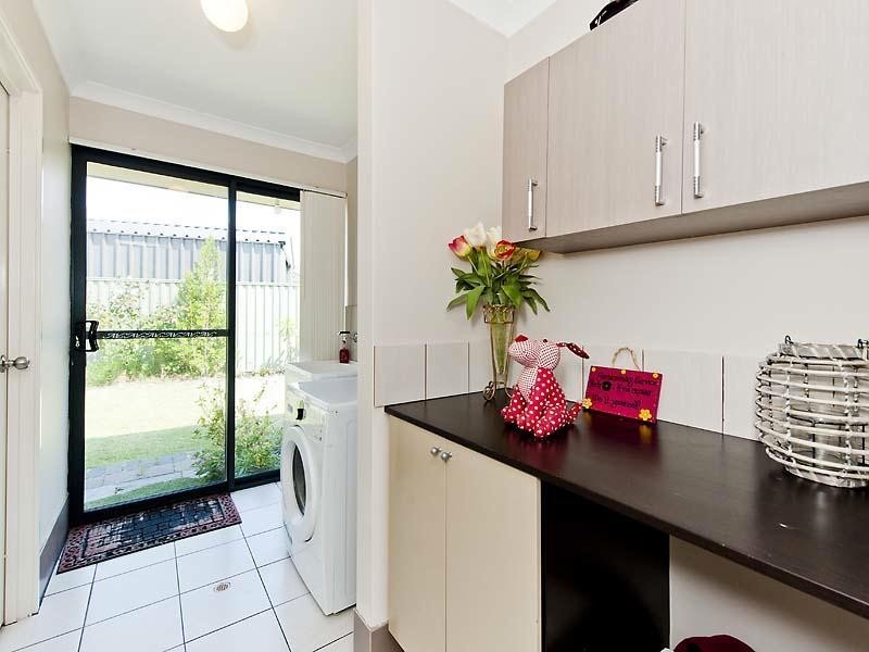 21 Woodstock Turn, Ravenswood WA 6208